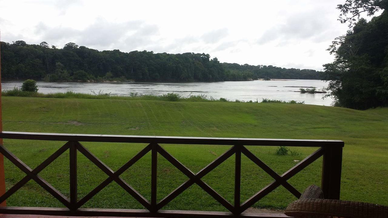 Iwokrama River Lodge Makari Esterno foto